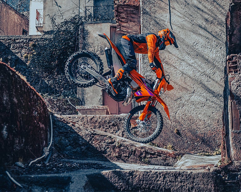 KTM